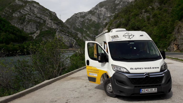 https://www.kempy-chaty.cz/sites/default/files/turistika/5_neretva_karavamizmus.png