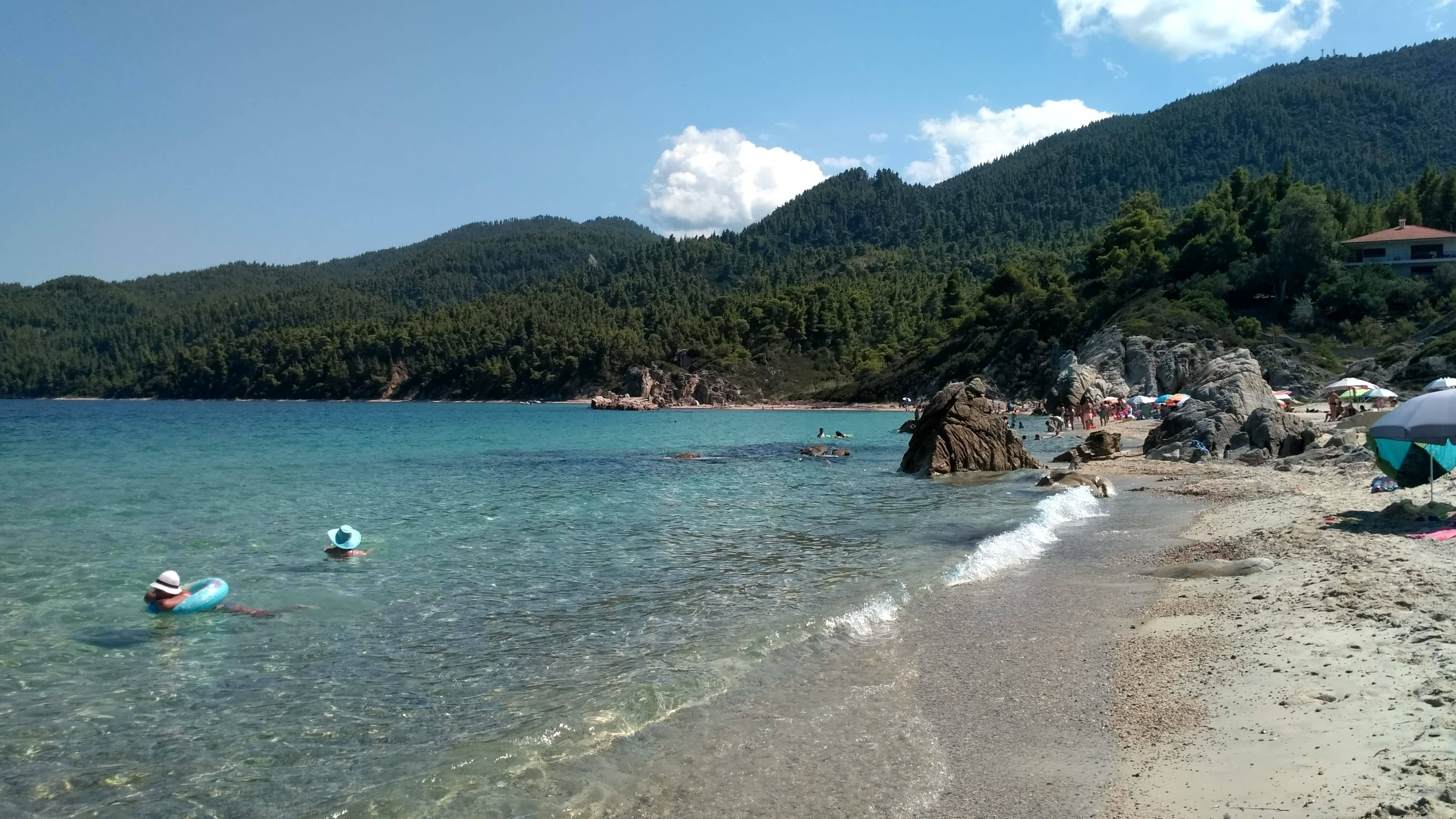 https://www.kempy-chaty.cz/sites/default/files/turistika/camping_armenistis_plaz_u_kempu1.jpg