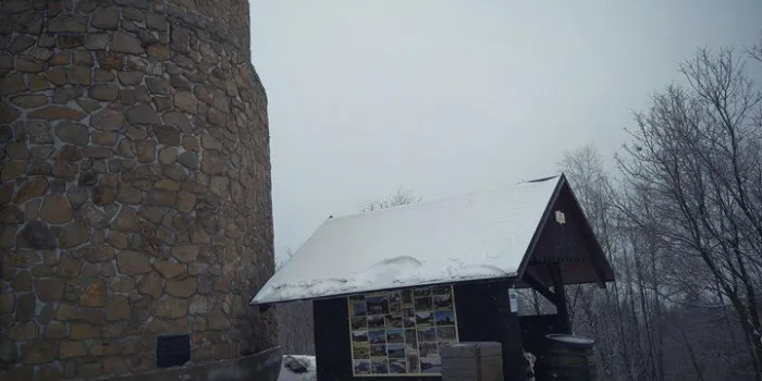 Zasněžená rozhledna - Brdo
