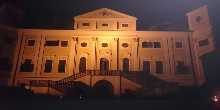 Netradiční pohled na zámek