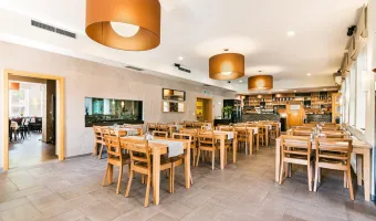 Restaurace Resort Helios - Apartmány U Stezek Lipová-Lázně, Jeseníky