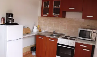 Kuchyně v apartmánu - Penzion Lena Strachotín