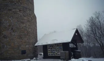 Zasněžená rozhledna - Brdo