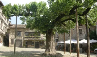 Perouges