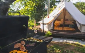 Glamping stany Čmelíny, stanování kemp Plzeňsko