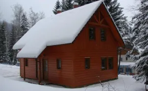 Chatový areál Marta - celoroční ubytování Horní Bečva, lyžování Beskydy