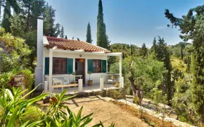 Prázdninový areál Glyfada Beach Villas