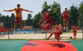 Kemp a koupalište Pecka - trampolína pro děti