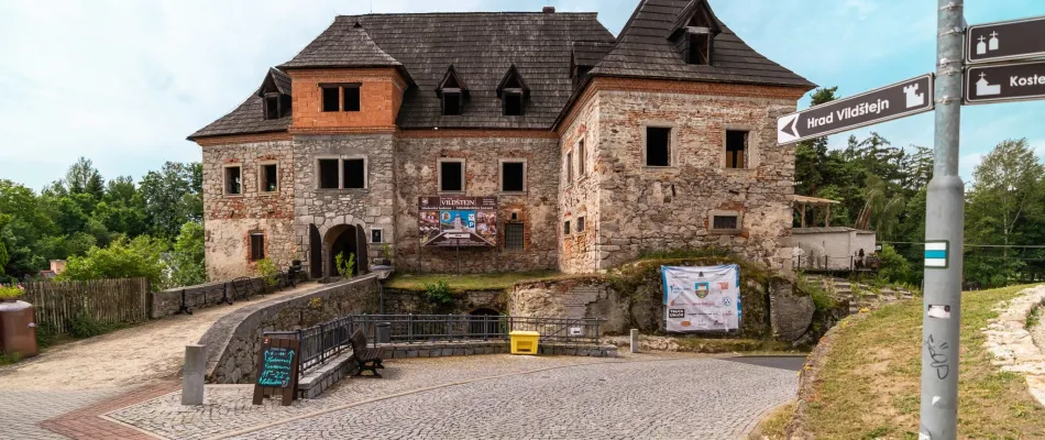 Hrad Vildštejn - kouzelné ubytování pod hradem Skalná, Cheb