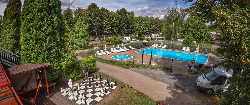 Camping SOKOL Praha - celoroční rodinný  čtyřhvězdičkový kemp