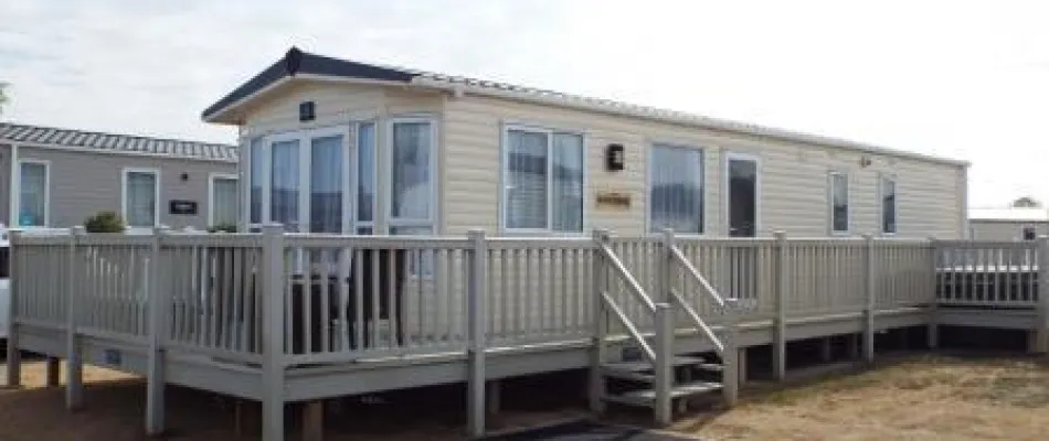 Caravans Tattershall Lakes