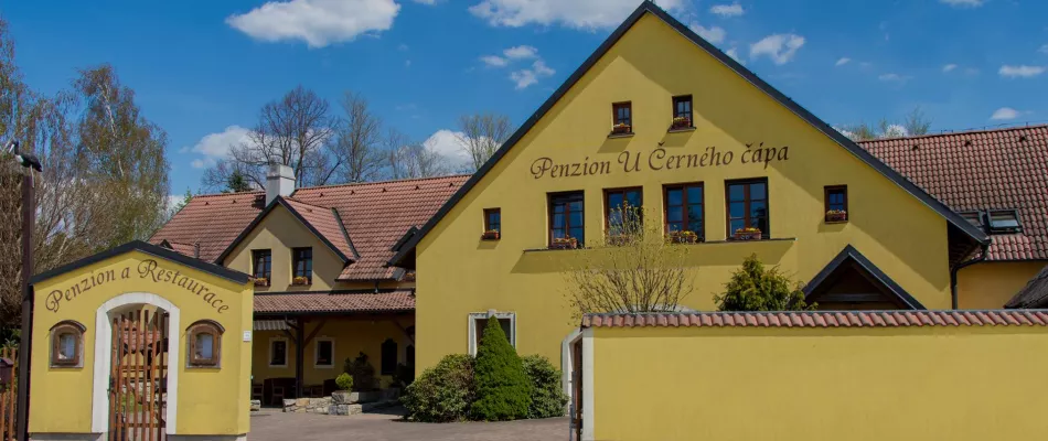 Penzion a Chaloupka U Černého Čápa - Dolní Žďár