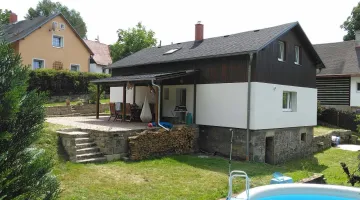 Chata Janov u Hřenska - rodinná chalupa k pronájmu České Švývarsko