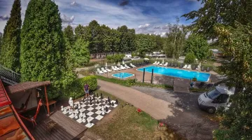 Camping SOKOL Praha - celoroční rodinný  čtyřhvězdičkový kemp