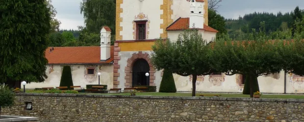 Vstupní věž